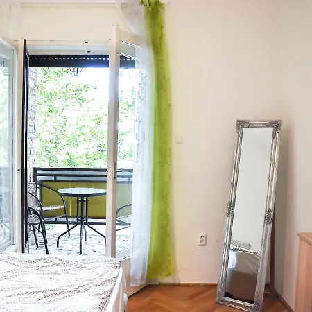 Petofi Setany Panzio Apartment *